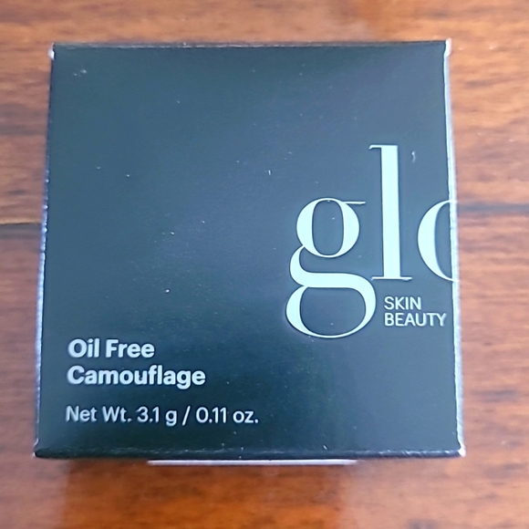 Glo Skin Beauty Oil Free Camouflage - Picture 1 of 3